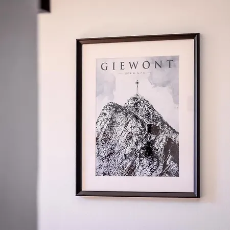 & Gran Tatr شقة زاكوباني